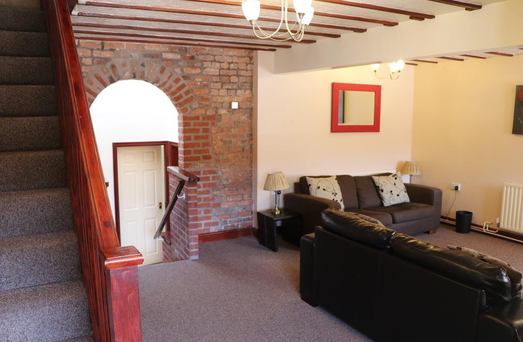 Bank Top Farm Cottages Stoke-on-Trent Εξωτερικό φωτογραφία